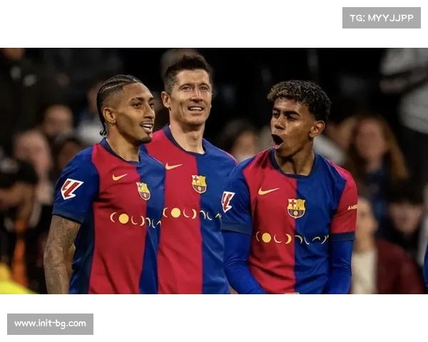 莱万多夫斯基效率稳定但消耗巨大，拉什福德成重要轮换