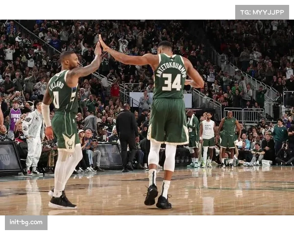 雄鹿对阵骑士：利拉德与米切尔的后场对轰预演